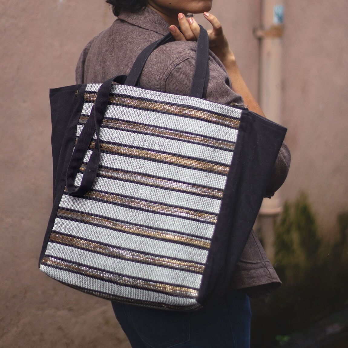 Vegan Everyday Shoulder Bag - Vyara