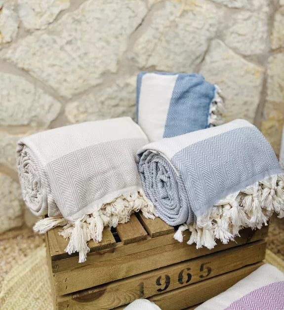 Hand-woven cotton blanket