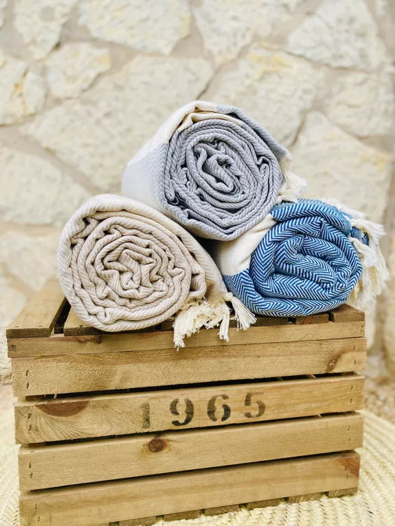 Hand-woven cotton blanket
